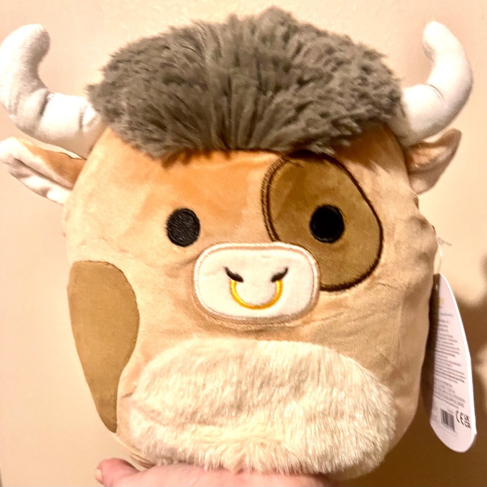 Shep the Highland Cow squishmallows - Brown and Cream